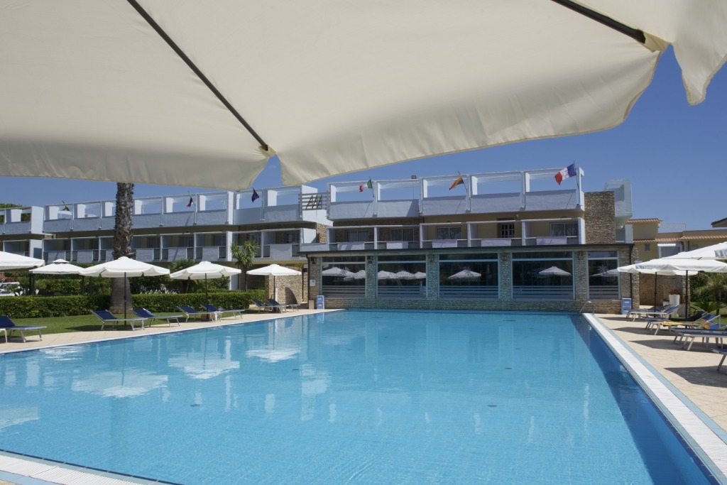 Terracina Hotel Via Veneto 2   04019